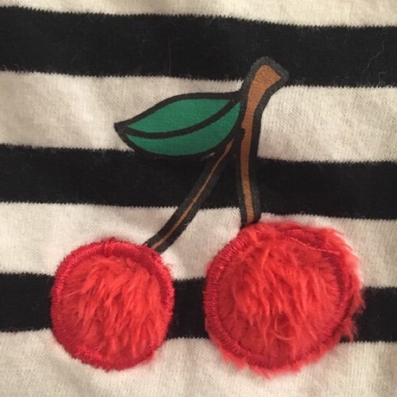 Cherry Striped Crop Top🍒🏁 - Picture 2 of 3